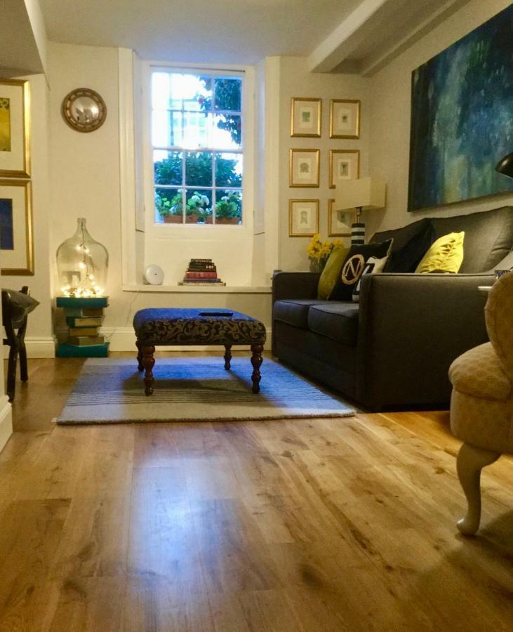 Beautiful 1Br Apartment In Historic St Aubin House Exteriör bild